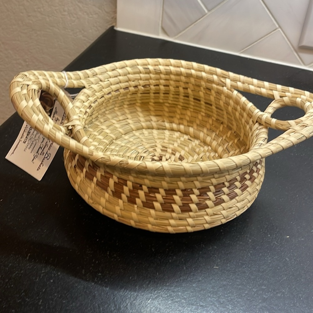 NWT Gullah Sweetgrass Basket